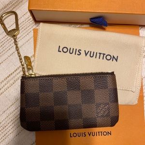 Louis Vuitton coin wallet. 100% authentic